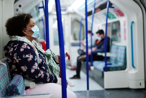 Teria a pandemia do coronavírus caráter sazonal? Cientistas opinam - Sputnik Brasil