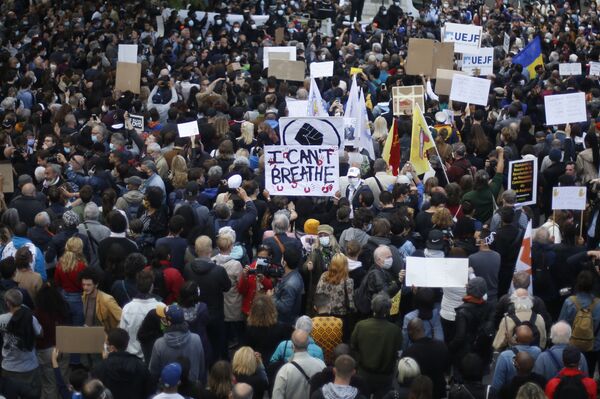 'Não basta não ser racista, temos que ser antirracistas', afirma presidente alemão - Sputnik Brasil