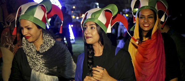 Teerã comemora acordo nuclear - Sputnik Brasil