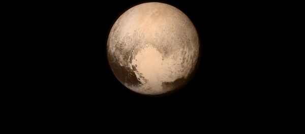 Imagem de Plutão feita pela sonda NASA New Horizons - Sputnik Brasil