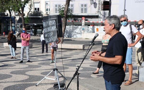 Manifestação em Lisboa, Portugal, contra o governo de Jair Bolsonaro. - Sputnik Brasil