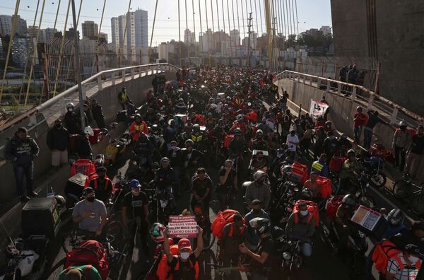 Lisboa pode criar app municipal para entregas, beneficiando setor dominado por brasileiros - Sputnik Brasil