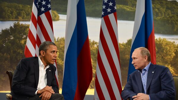 Barack Obama e Vladimir Putin - Sputnik Brasil