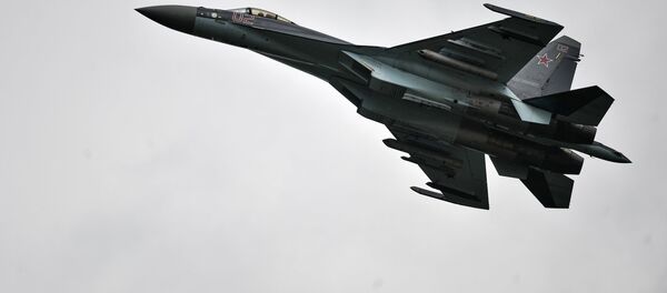 Caça Su-35 - Sputnik Brasil