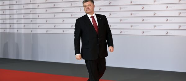 Pyotr Poroshenko durante a cúpula da Parceria Oriental - Sputnik Brasil