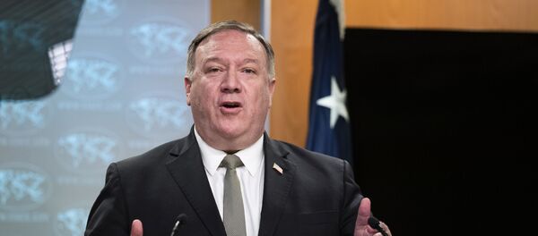 Secretário de Estado dos Estados Unidos, Mike Pompeo, fala com a imprensa em Washington - Sputnik Brasil