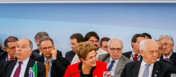 Presidenta Dilma Rousseff participa de sessão plenária e cerimônia de transmissão da Presidência Pro Tempore do Mercosul à República do Paraguai durante 48ª Cúpula do Mercosul no Palácio do Itamaraty. - Sputnik Brasil