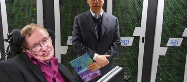 Stephen Hawking e Yuri Milner - Sputnik Brasil