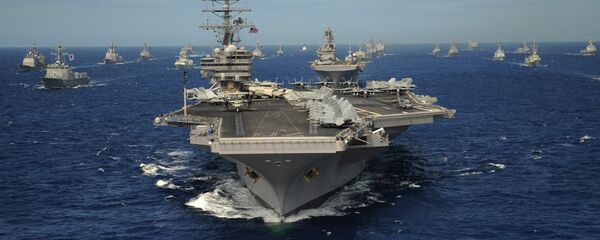 Porta-aviões da classe Nimitz USS Ronald Reagan durante exercícios navais no Pacífico (foto de arquivo) - Sputnik Brasil