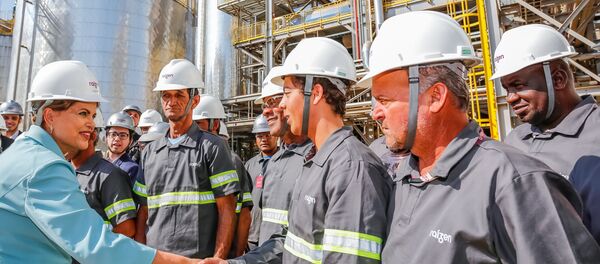 Presidenta Dilma Rousseff durante cerimônia de inauguração da Unidade de Produção de Etanol 2G da Raízen - Sputnik Brasil