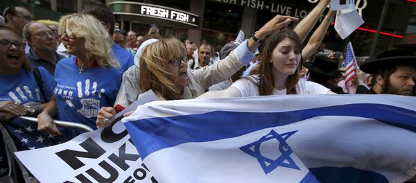 Manifestantes contra o acordo nuclear dos EUA com o Irã em Times Square em Nova Iorque - Sputnik Brasil