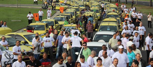 Protestos dos taxistas do Rio de Janeiro contra o Uber. - Sputnik Brasil