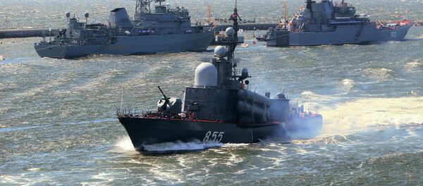 Ensaio para a parada do dia da Marinha em Baltiysk - Sputnik Brasil
