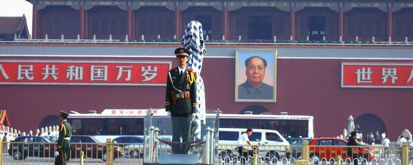 Soldado na praça Tiananmen - Sputnik Brasil