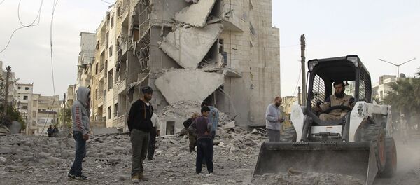 Destroços na província síria de Idlib, uma das mais afetadas pelos conflitos civis no país - Sputnik Brasil