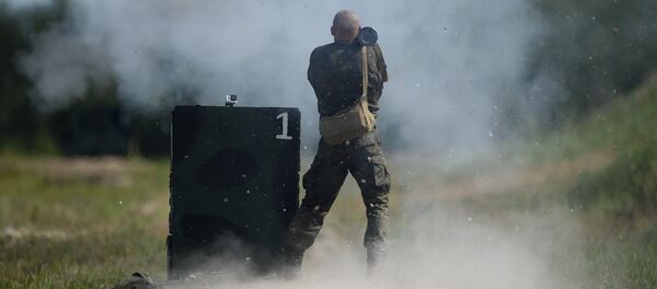 Tiro de um lançador de granadas. - Sputnik Brasil