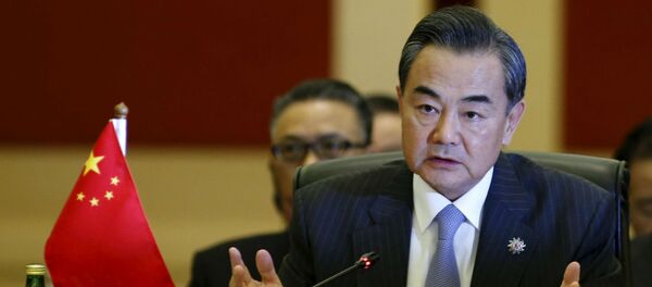 Chanceler chinês, Wang Yi, em encontro da Associação de Nações do Sudeste Asiático (ASEAN), em Kuala Lumpur. Chanceler chinês, Wang Yi, em encontro da Associação de Nações do Sudeste Asiático (ASEAN), em Kuala Lumpur. - Sputnik Brasil