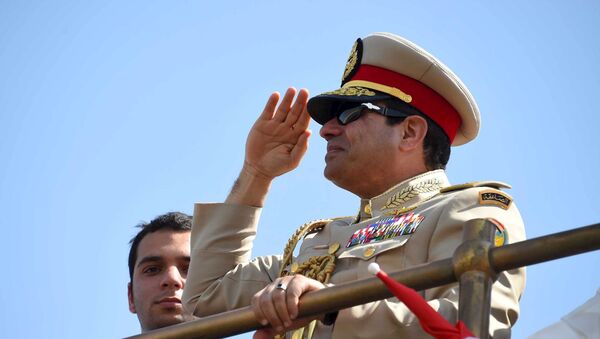 Abdul Fatah Khalil Al-Sisi, presidente egípcio, visita a Cerimônia de abertura da nova via do Canal de Suez na cidade egípcio Ismailia - Sputnik Brasil