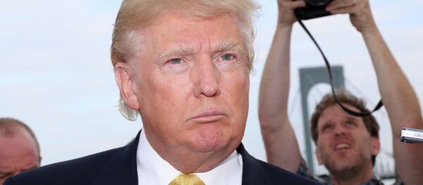 Donald Trump participa de torneio de golf no Trump Golf Links em 6 de julho de 2015 - Sputnik Brasil