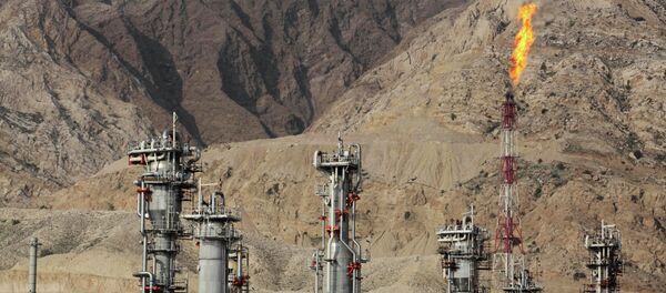 Refinaria de gás em Asalouyeh, Irã - Sputnik Brasil