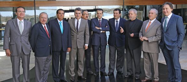 Vice Michel Temer reúne-se com senadores do PMDB e Lula para café da manhã - Sputnik Brasil