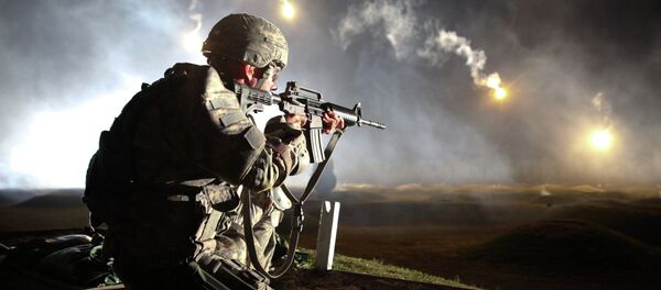 Soldado de Fuerzas Armadas de EEUU - Sputnik Brasil