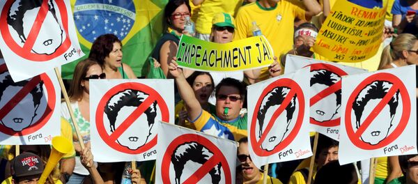 Protestos contra a presidente do Brasil, Dilma Rousseff - Sputnik Brasil