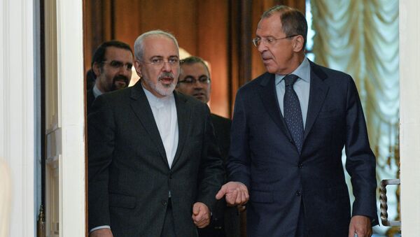 Ministro das Relações Exteriores do Irã M. Zarif e seu homólogo russo S. Lavrov - Sputnik Brasil
