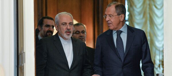 Ministro das Relações Exteriores do Irã M. Zarif e seu homólogo russo S. Lavrov - Sputnik Brasil