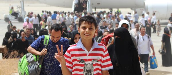 Um grupo de iemenitas voltam ao seu país do Djibouti, após quatro meses do conflito - Sputnik Brasil