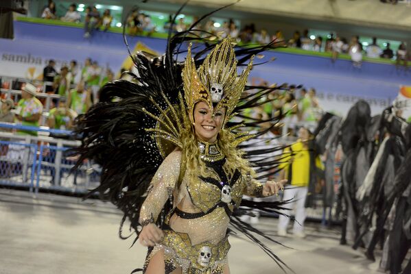 São Clemente lembrou o homem que mudou o Carnaval carioca - Sputnik Brasil