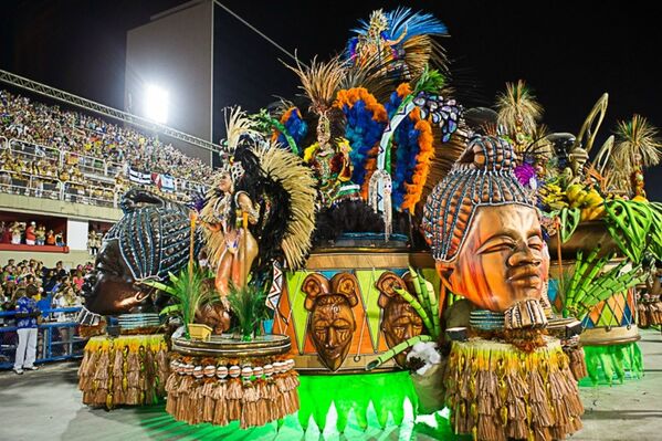 África deu cores ao desfile da Imperatriz Leopoldinense - Sputnik Brasil