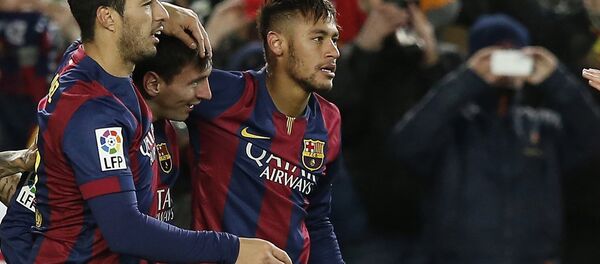 Lionel Messi, Luís Suárez (E) e Neymar (D) - Sputnik Brasil