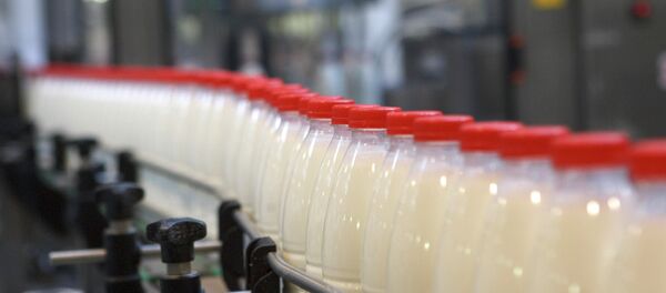 Fabricación de leche - Sputnik Brasil