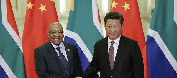 Jacob Zuma e Xi Jinping, presidentes de África do Sul e China. - Sputnik Brasil