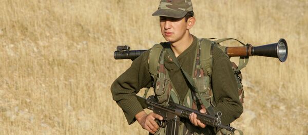 Soldado turco na fronteira entre Turquia e Iraque. Foto de arquivo - Sputnik Brasil