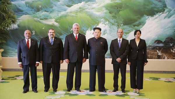 Kim Jong-un recebeu uma delegação cubana em Pyongyang. - Sputnik Brasil