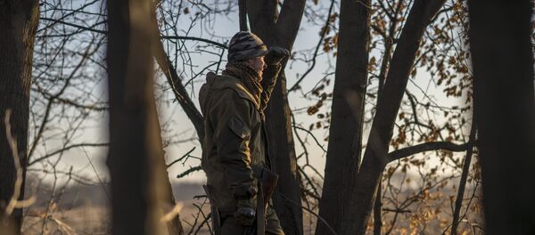 Combatente da autoproclamada República Popular de Lugansk em Donbass - Sputnik Brasil