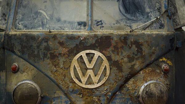Uma velha van da Volkswagen - Sputnik Brasil