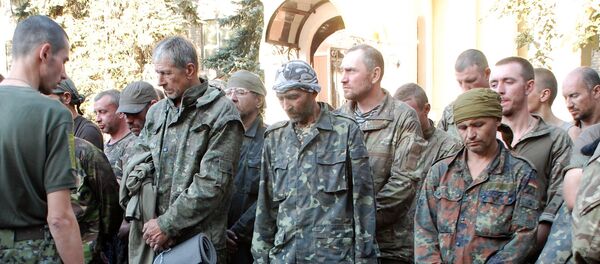 Prisioneiros do exército da Ucrânia - Sputnik Brasil