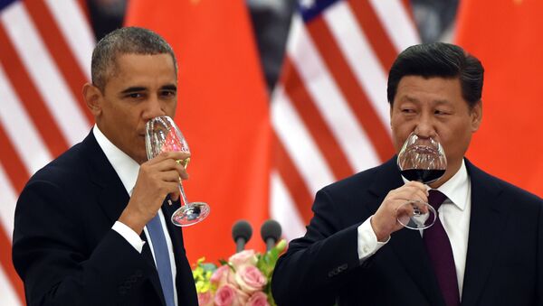 Arquivo. Encontro entre o presidente dos Estados Unidos, Barack Obama, e o presidente chinês, Xi Jinping, em Pequim, em novembro de 2014 - Sputnik Brasil