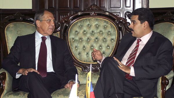 Chanceler russo Sergei Lavrov em reunião com o presidente da Venezuela Nicolás Maduro - Sputnik Brasil