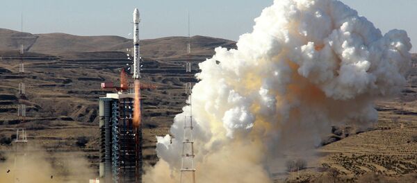 Foguete Longa Marcha 4B com um satélite no Centro de Lançamento de Satélite de Jiuquan - Sputnik Brasil