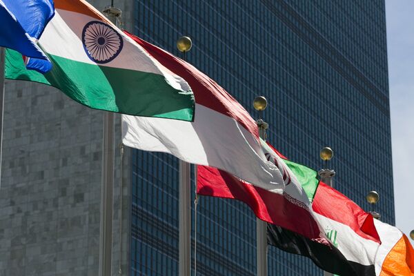 Bandeiras na sede das Nações Unidas, em Nova York - Sputnik Brasil