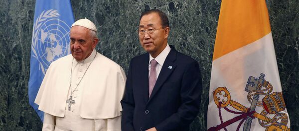 Papa Francisco e Ban Ki-moon. Papa Francisco e Ban Ki-moon. - Sputnik Brasil