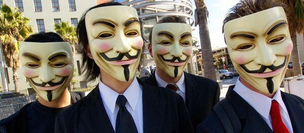 Mascaras usadas pelos ativistas do grupo Anonymous - Sputnik Brasil