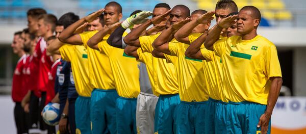 Jogo de Estreia do Futebol: Brasil 3 x 0 Canadá - Sputnik Brasil