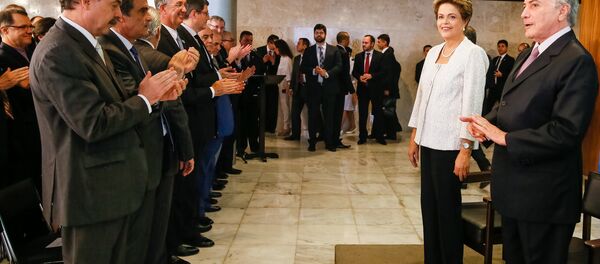 Dilma anuncia corte de 8 ministérios - Sputnik Brasil