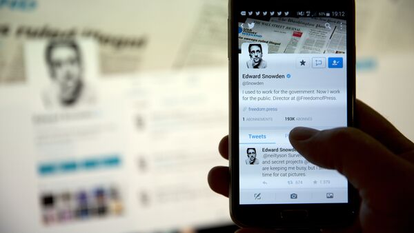 Conta do Twitter de Edward Snowden - Sputnik Brasil