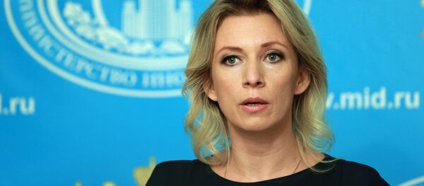 Representante oficial da chancelaria russa, Maria Zakharova, em briefing de 6 de outubro de 2015 Representante oficial da chancelaria russa, Maria Zakharova, em briefing de 6 de outubro de 2015 - Sputnik Brasil